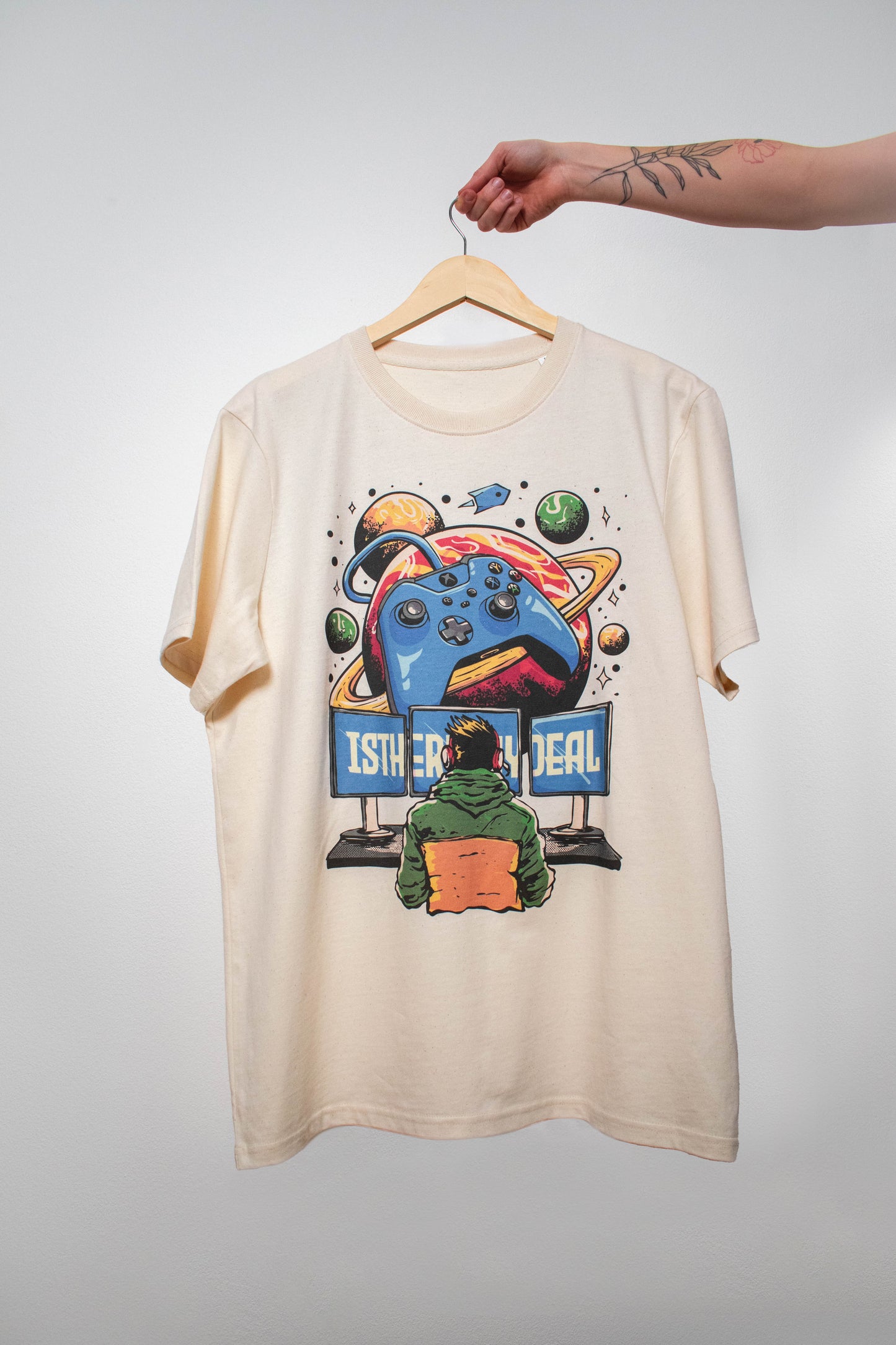 Daring Player tee
